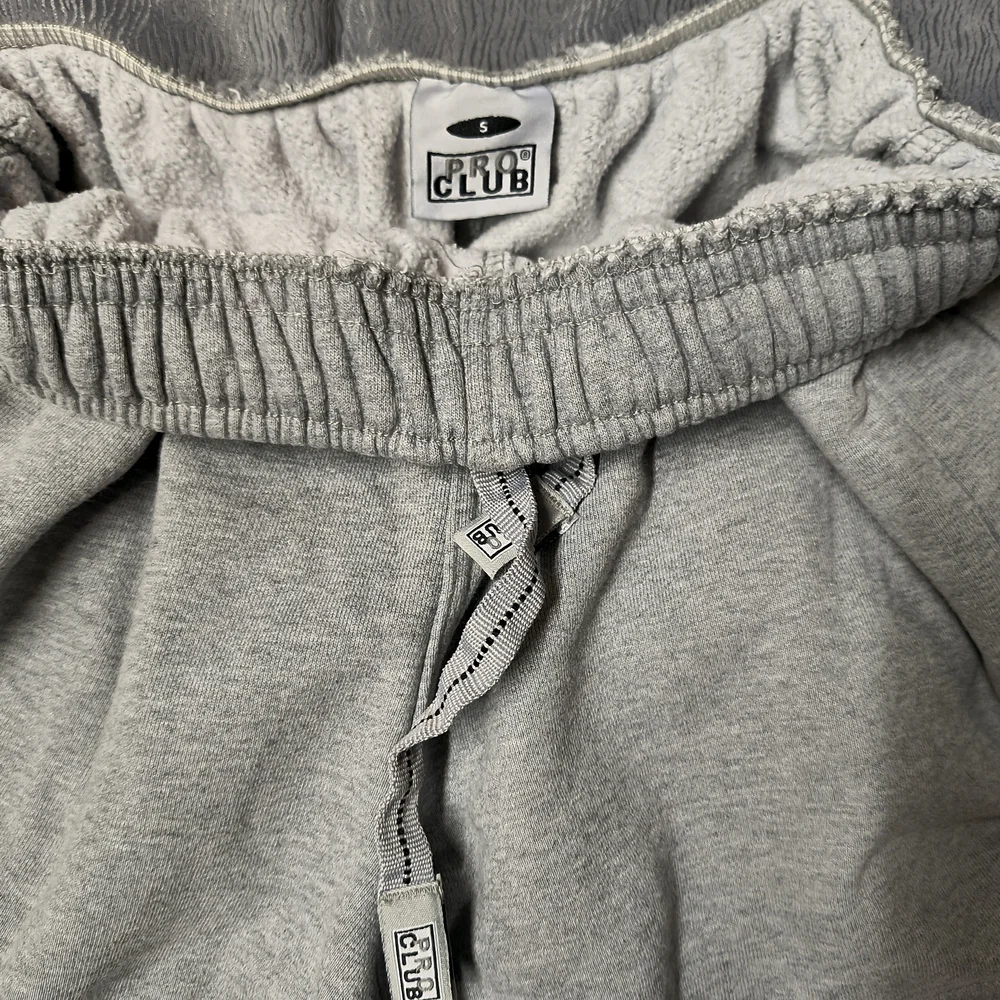 Men's Gray Cargo Jogger Pants - Picture 5 of 6